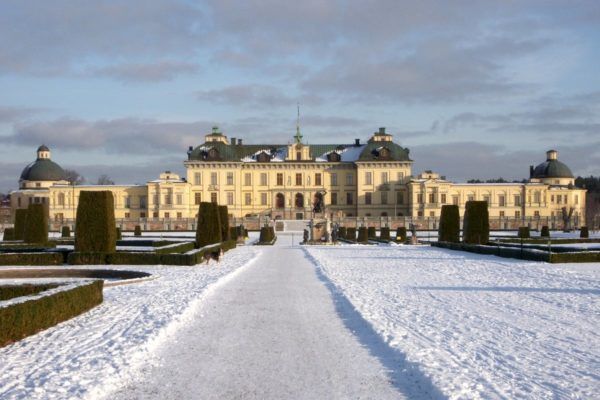 Drottningholm Palace in winter. Photo: Holger.Ellgaard (CC BY-SA 3.0).