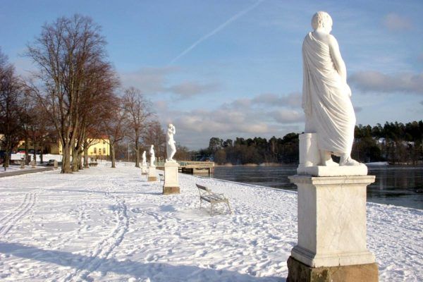 Drottningholm Palace Park wintertime. Photo: Holger.Ellgaard CC BY-SA 3.0